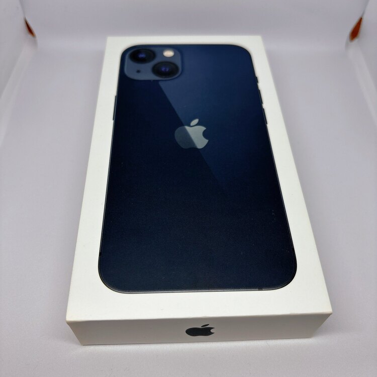 iPhone 13 128GB docomo（スマホ）の商品画像 - 査定依頼日：2025年4月16日 - 最高査定価格：35,000円