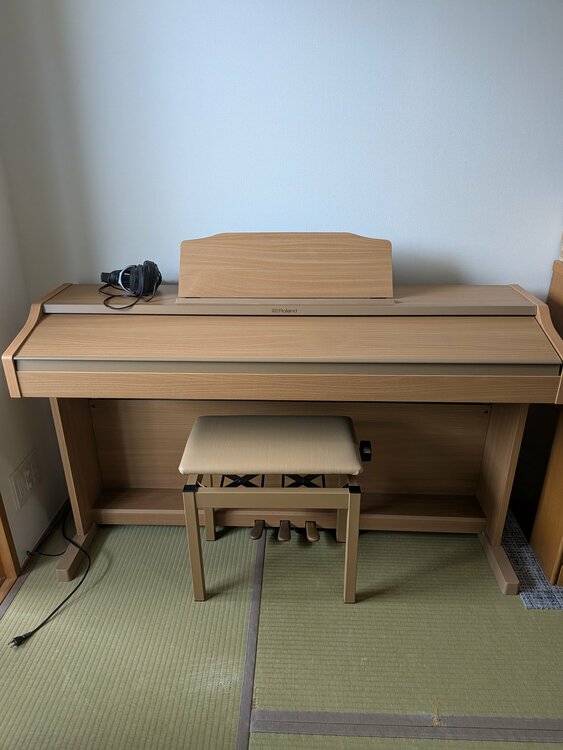 RP501R-NB（ピアノ・楽器・PA機材）の商品画像 - 査定依頼日：2026年5月7日 - 最高査定価格：25,000円