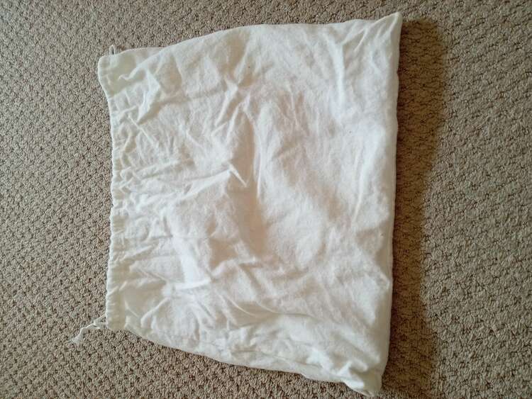 プラダ  （ブランドバッグ）の商品画像 - 査定依頼日：2025年3月30日 - 最高査定価格：35,000円