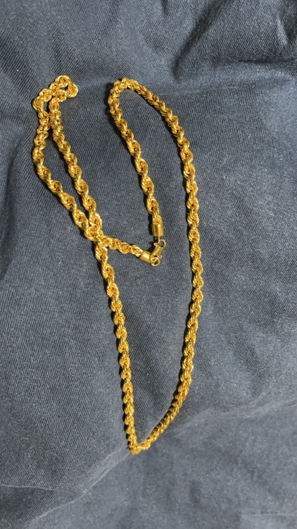 ネックレス（金・貴金属）の商品画像 - 査定依頼日：2026年4月27日 - 最高査定価格：3,880,000円