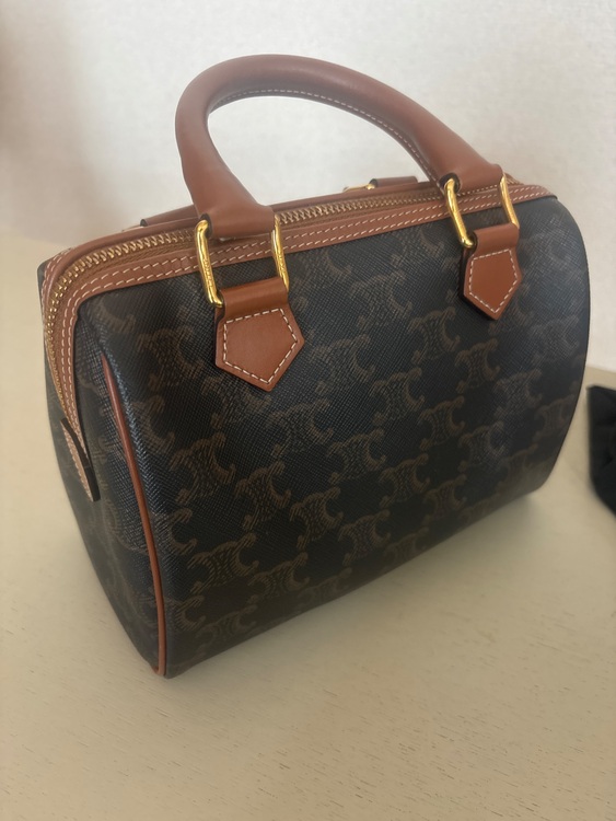 セリーヌ  （ブランドバッグ）の商品画像 - 査定依頼日：2025年6月7日 - 最高査定価格：150,000円