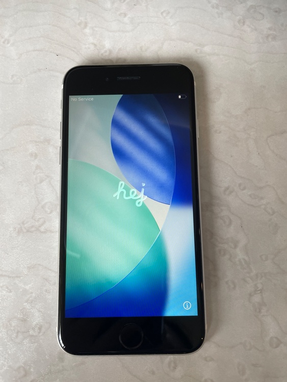iPhoneSE 64GB Softbank（スマホ）の商品画像 - 査定依頼日：2026年4月20日 - 最高査定価格：6,000円
