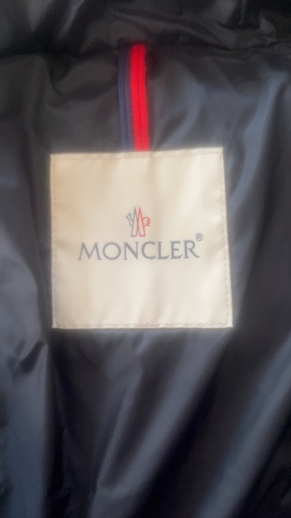 HELMINE 18年　ナイロンダウンコート　（古着・ファッション）の商品画像 - 査定依頼日：2025年10月28日 - 最高査定価格：31,000円