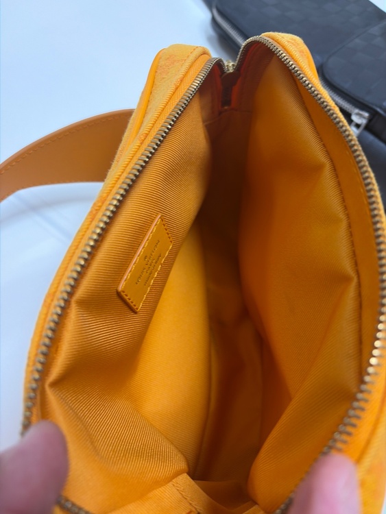 ルイヴィトン　バック（ブランドバッグ）の商品画像 - 査定依頼日：2026年3月16日 - 最高査定価格：130,000円