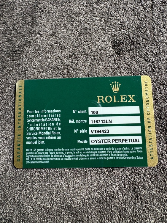 ロレックス GMTマスター 116713lm（高級時計）の商品画像 - 査定依頼日：2026年1月23日 - 最高査定価格：2,200,000円