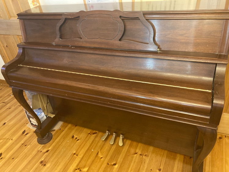 YF101w 6469125（ピアノ・楽器・PA機材）の商品画像 - 査定依頼日：2025年12月15日 - 最高査定価格：400,000円