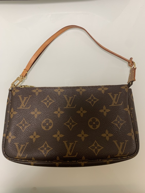 バッグ（ブランドバッグ）の商品画像 - 査定依頼日：2021年11月15日 - 最高査定価格：43,000円