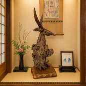 特大90cm 鷹木彫置物 高級銘木 骨董美術品（美術品・骨董品）の商品画像 - 査定依頼日：2026年7月28日 - 最高査定価格：5,000円
