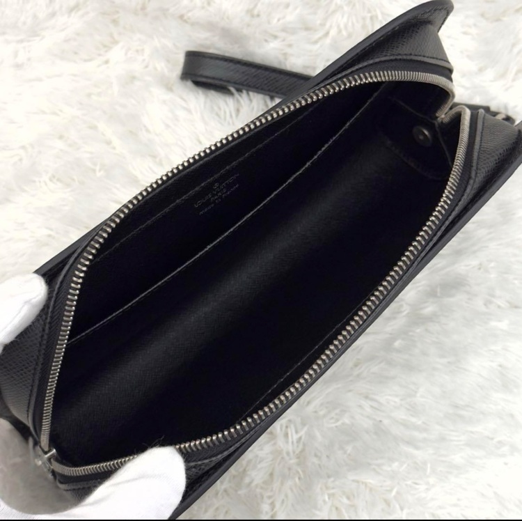 ルイヴィトン タイガ （ブランドバッグ）の商品画像 - 査定依頼日：2025年6月3日 - 最高査定価格：50,000円