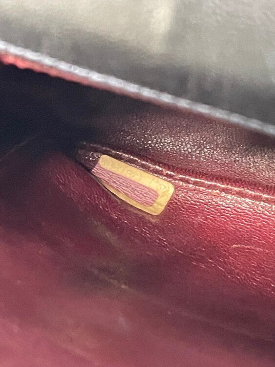 シャネル ショルダーバッグ チェーン ラムスキン ミニマトラッセ（ブランドバッグ）の商品画像 - 査定依頼日：2025年2月24日 - 最高査定価格：250,000円