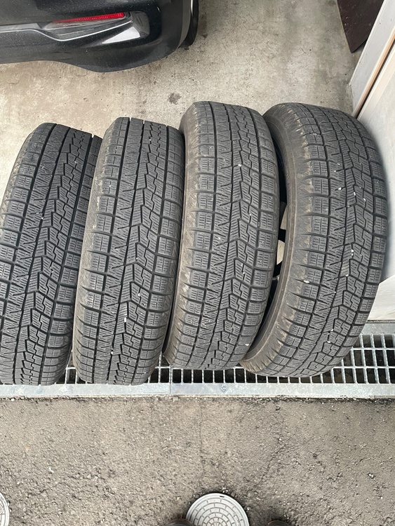 165/50R15スタッドレスホイールセット（カー用品）の商品画像 - 査定依頼日：2026年3月31日 - 最高査定価格：5,000円