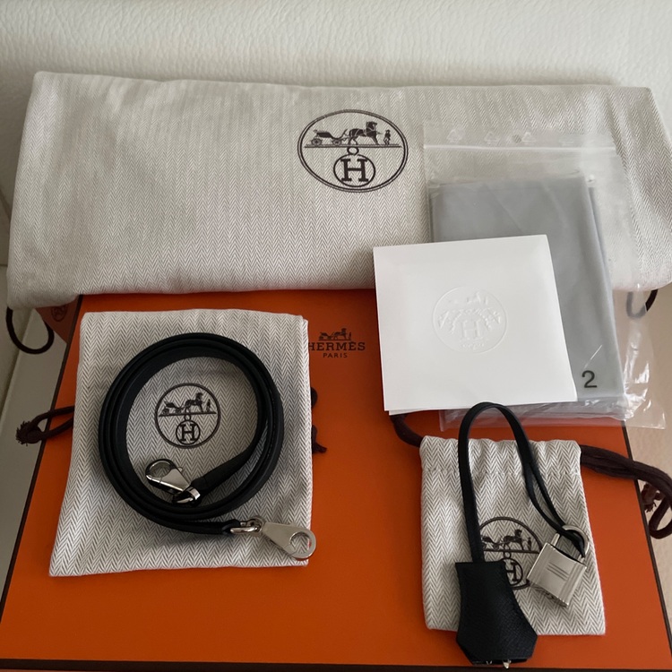 エルメス ケリー （ブランドバッグ）の商品画像 - 査定依頼日：2025年7月25日 - 最高査定価格：2,500,000円