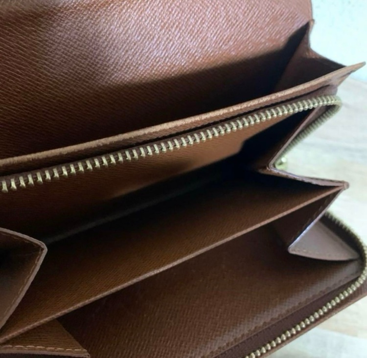 ポルトモネビエトレゾール（ブランド財布・小物）の商品画像 - 査定依頼日：2025年9月20日 - 最高査定価格：9,000円