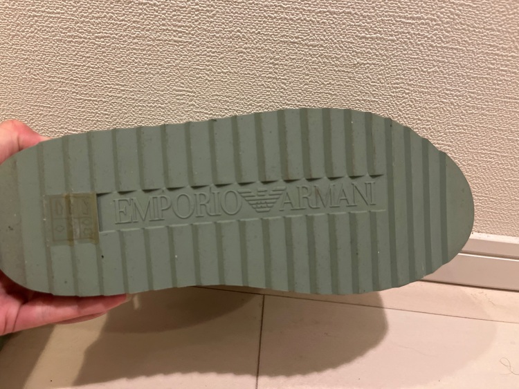 EMPORIO ARMANIチャンキーソールスニーカー（古着・ファッション）の商品画像 - 査定依頼日：2025年6月26日