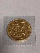 １０万円金貨　天皇陛下御在位６０年記念　（金・貴金属）の商品画像 - 査定依頼日：2026年4月13日 - 最高査定価格：480,000円