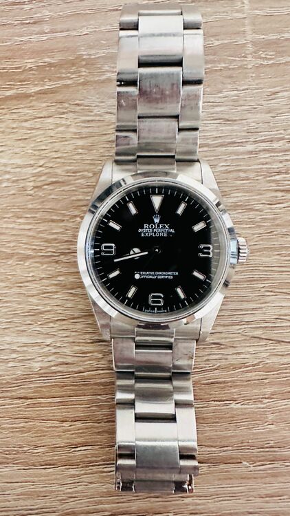 ロレックス エクスプローラー 11427（高級時計）の商品画像 - 査定依頼日：2025年10月18日 - 最高査定価格：930,000円