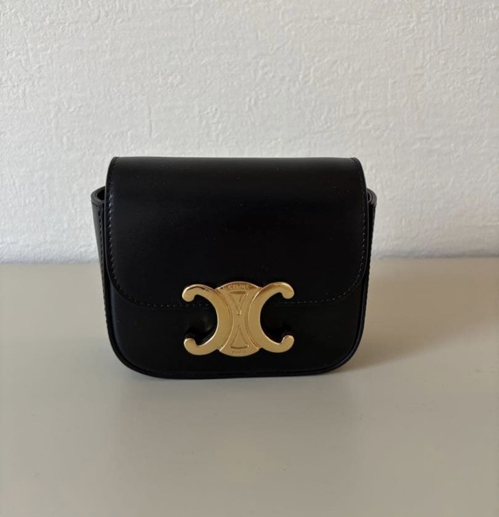 セリーヌ  （ブランドバッグ）の商品画像 - 査定依頼日：2026年3月2日 - 最高査定価格：120,000円