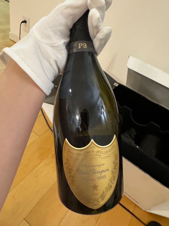 シャンパン ドン・ペリニヨン （お酒）の商品画像 - 査定依頼日：2025年7月17日 - 最高査定価格：150,000円