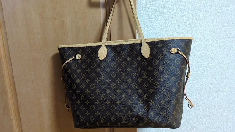 ルイヴィトン ネヴァーフル（ブランドバッグ）の商品画像 - 査定依頼日：2026年9月6日 - 最高査定価格：100,000円