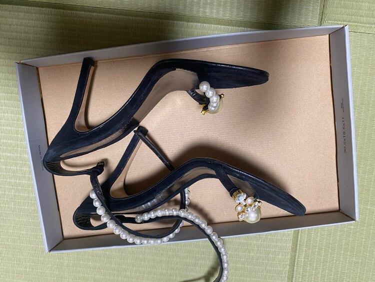 ドルチェアンドガッバーナ　ヒールサンダル（古着・ファッション）の商品画像 - 査定依頼日：2024年11月17日 - 最高査定価格：1,500円