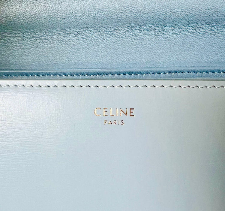 セリーヌ  （ブランドバッグ）の商品画像 - 査定依頼日：2025年4月8日 - 最高査定価格：220,000円