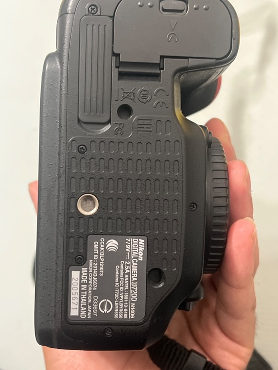 D7200（カメラ）の商品画像 - 査定依頼日：2025年10月10日 - 最高査定価格：30,000円