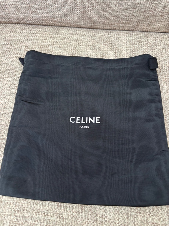 セリーヌ  （ブランドバッグ）の商品画像 - 査定依頼日：2026年4月6日 - 最高査定価格：150,000円