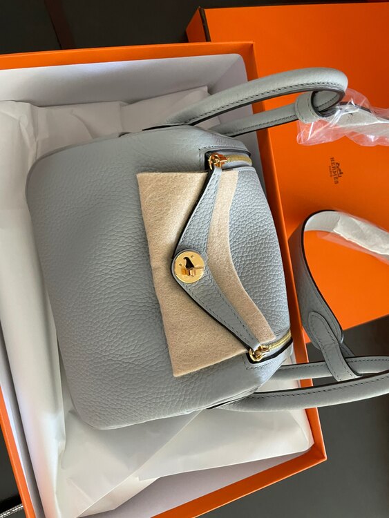 エルメス リンディ （ブランドバッグ）の商品画像 - 査定依頼日：2025年5月25日 - 最高査定価格：1,250,000円