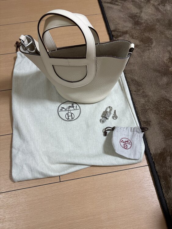 In the roop（ブランドバッグ）の商品画像 - 査定依頼日：2025年3月28日 - 最高査定価格：520,000円