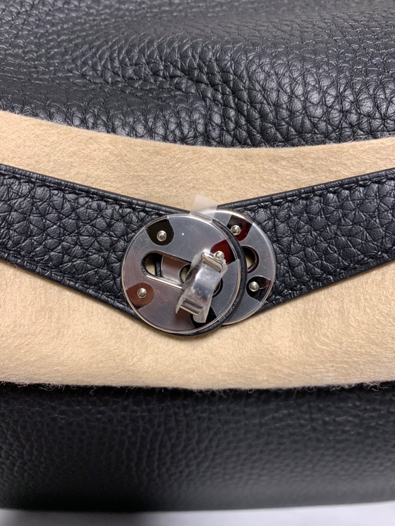 HERMESリンディ26（ブランドバッグ）の商品画像 - 査定依頼日：2026年2月17日 - 最高査定価格：1,530,000円