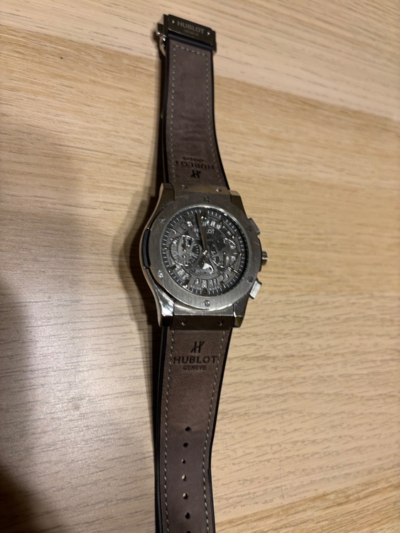 ウブロ ビックバン （高級時計）の商品画像 - 査定依頼日：2025年6月26日 - 最高査定価格：900,000円