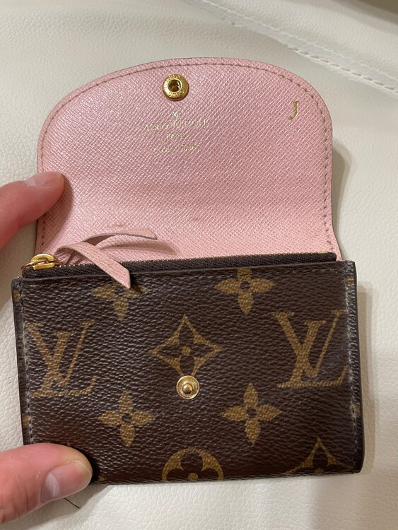 ポルトモネロザリ（ブランド財布・小物）の商品画像 - 査定依頼日：2025年3月16日 - 最高査定価格：14,000円