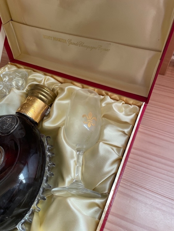 ブランデー レミーマルタン （お酒）の商品画像 - 査定依頼日：2025年11月8日 - 最高査定価格：131,000円