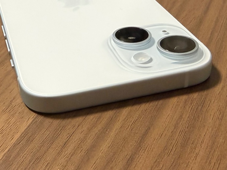 iPhone15 256GB ブルー（スマホ）の商品画像 - 査定依頼日：2026年9月7日 - 最高査定価格：75,000円