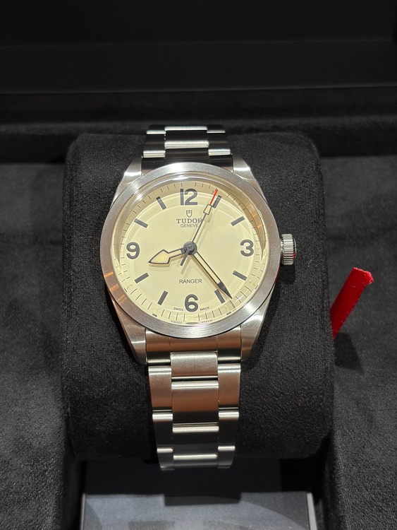 チューダー その他 （高級時計）の商品画像 - 査定依頼日：2025年12月20日 - 最高査定価格：330,000円