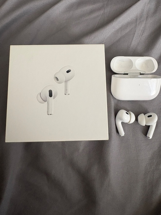 AirPodsPro第2世代（オーディオ・スピーカー）の商品画像 - 査定依頼日：2026年5月5日 - 最高査定価格：6,100円