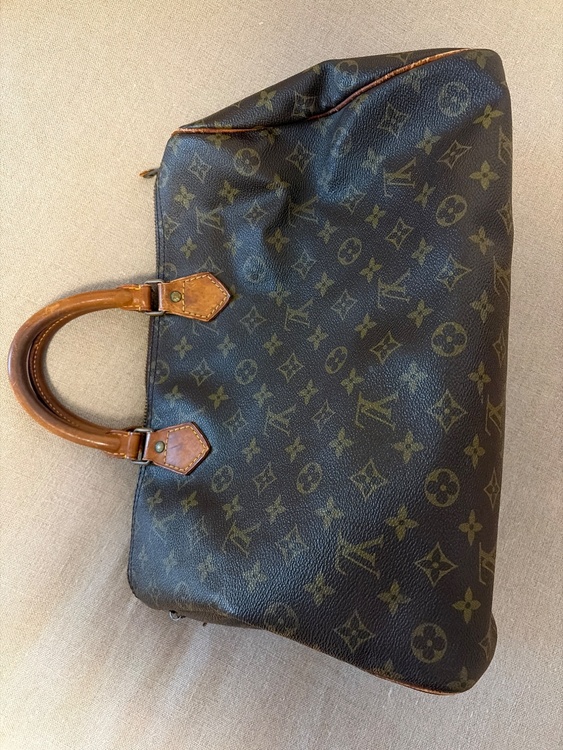 LOUIS VUITTON（ルイ・ヴィトン）モノグラム スピーディ40（ブランドバッグ）の商品画像 - 査定依頼日：2026年10月4日 - 最高査定価格：25,000円