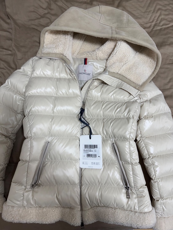 ダウンジャケット（古着・ファッション）の商品画像 - 査定依頼日：2025年12月31日 - 最高査定価格：40,000円