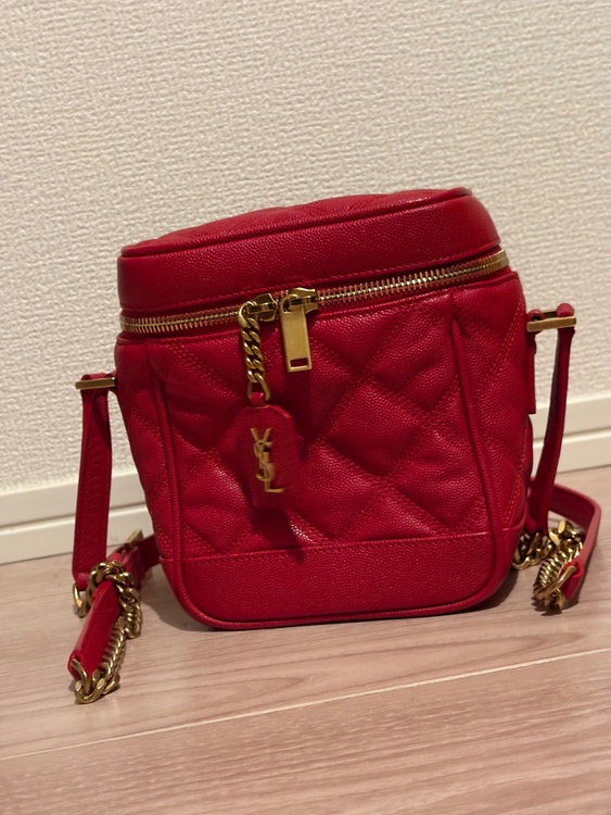 イブサンローラン  （ブランドバッグ）の商品画像 - 査定依頼日：2026年1月28日 - 最高査定価格：65,000円