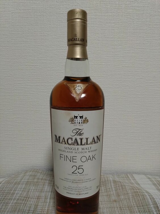 マッカランファインオーク　25年（お酒）の商品画像 - 査定依頼日：2025年7月9日 - 最高査定価格：373,000円