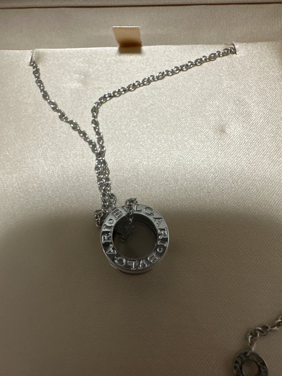 (ブルガリ)BVLGARI ビーゼロワン セーブザチルドレン ネックレス シルバ（金・貴金属）の商品画像 - 査定依頼日：2023年8月9日 - 最高査定価格：36,000円