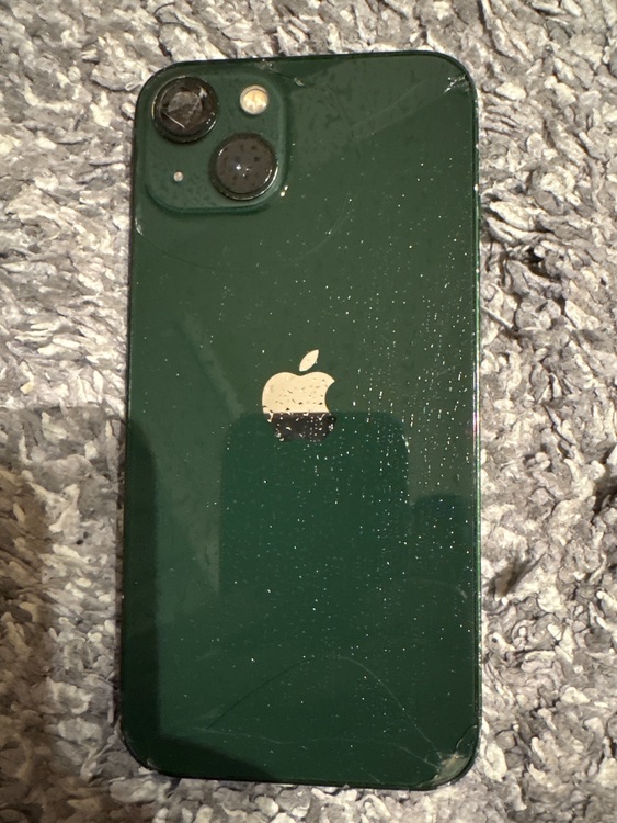 iPhone13（スマホ）の商品画像 - 査定依頼日：2025年10月1日 - 最高査定価格：10,000円