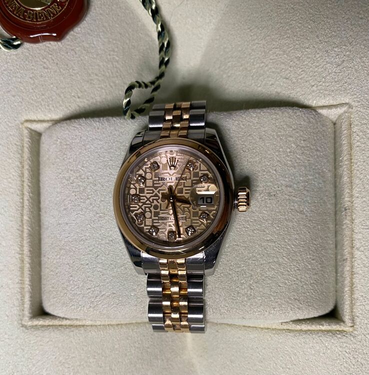 ロレックス デイトジャスト 179161/D10497（高級時計）の商品画像 - 査定依頼日：2025年9月8日 - 最高査定価格：1,250,000円