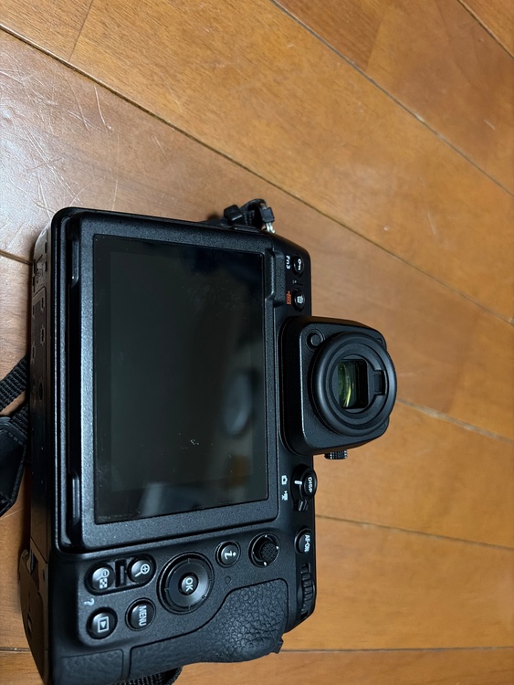 z8（カメラ）の商品画像 - 査定依頼日：2026年5月30日 - 最高査定価格：291,000円