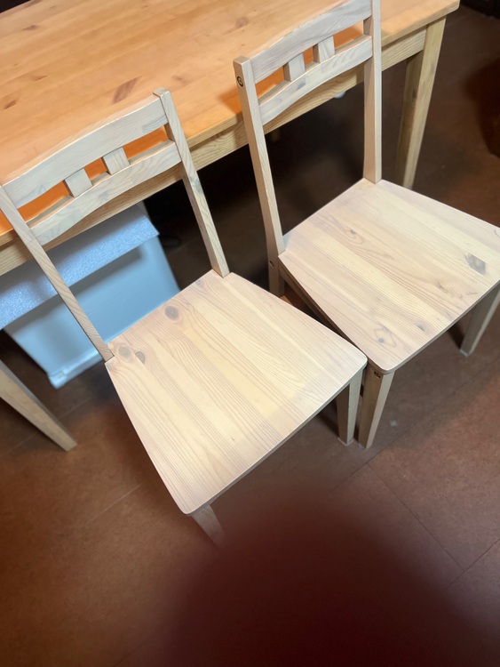 テーブル（家具・寝具）の商品画像 - 査定依頼日：2025年8月11日 - 最高査定価格：4,000円