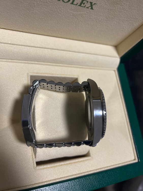 ロレックス GMTマスター 126710blnq（高級時計）の商品画像 - 査定依頼日：2026年3月29日 - 最高査定価格：3,150,000円