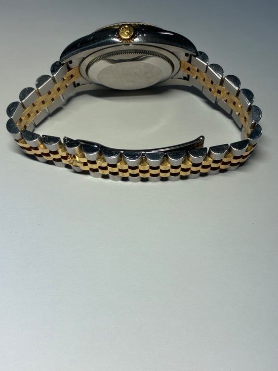 ロレックス デイトジャスト 116233GR（高級時計）の商品画像 - 査定依頼日：2025年7月24日 - 最高査定価格：1,300,000円