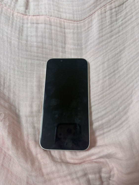 iPhone14（スマホ）の商品画像 - 査定依頼日：2026年10月1日 - 最高査定価格：46,500円