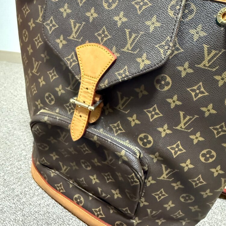 ルイヴィトン　リュック　傷あり（ブランドバッグ）の商品画像 - 査定依頼日：2025年5月19日 - 最高査定価格：60,000円