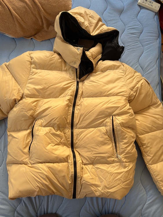 バジーレ　3ｘｌ（古着・ファッション）の商品画像 - 査定依頼日：2026年4月26日 - 最高査定価格：100,000円